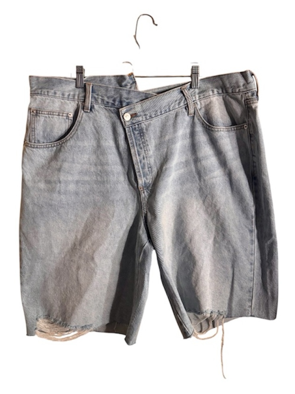 [Fashion Nova] Crossover Baggy Denim Jorts - Picture 4 of 5
